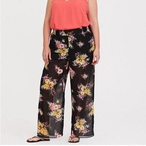 Torrid Coral Top with Sheer floral wide leg Pants size 1 or XL